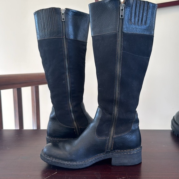 Born Baret II black, tall, leather suede zip up boots 7.5 W3359 - Picture 7 of 16